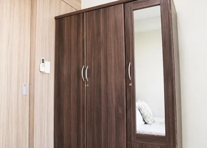 Aparthotel 9 Modern 1br With Private Balcony Near Moa Arena Manila