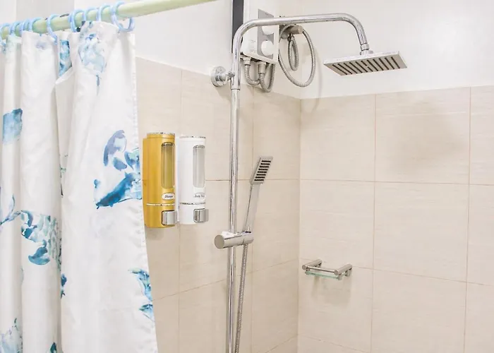 Aparthotel 9 Modern 1br With Private Balcony Near Moa Arena Manila